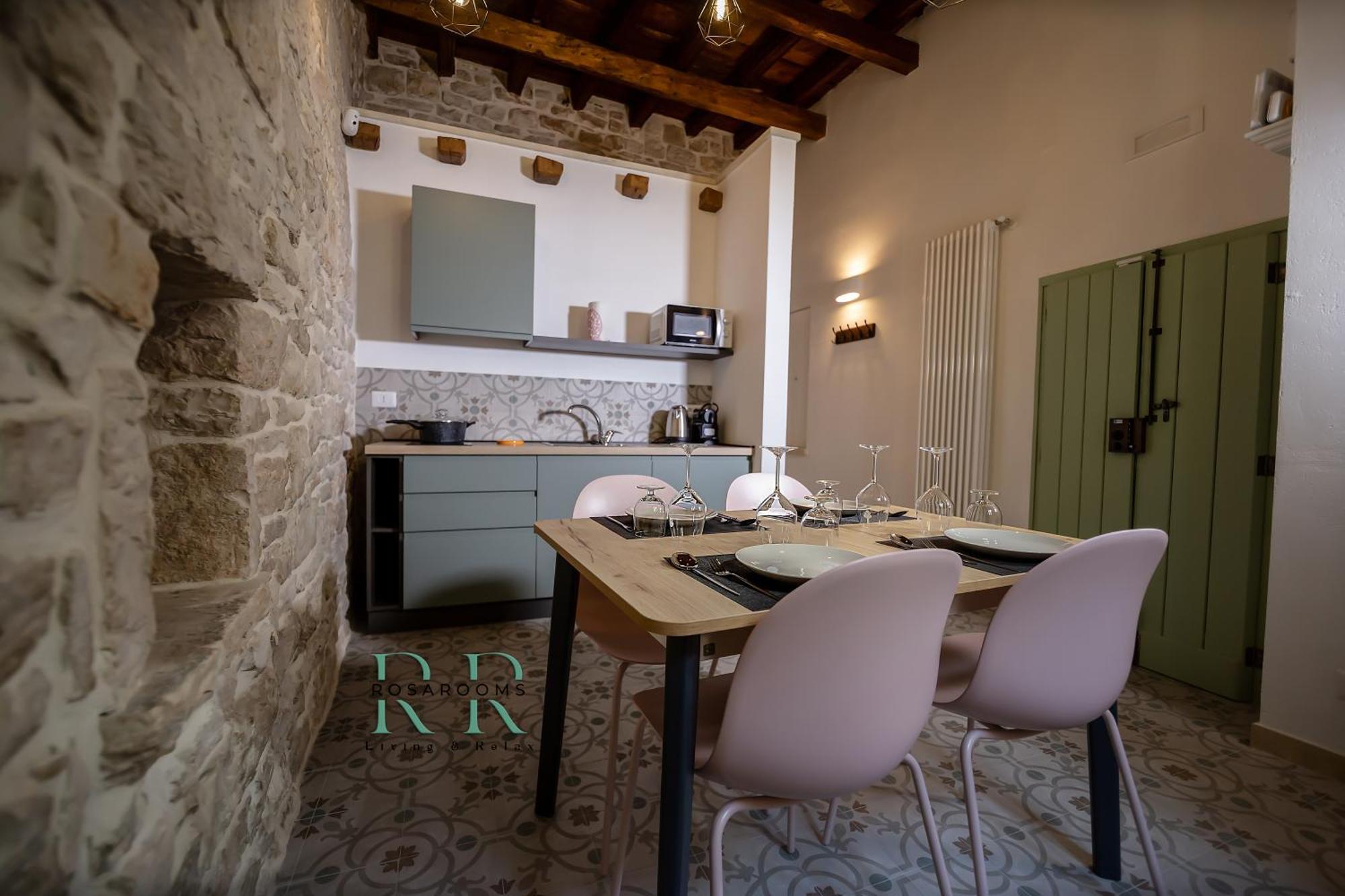 Rosa Rooms - Living & Relax - Family House 비쉘리에 외부 사진